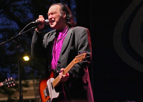 Dave Davies at Taste of Lincoln Avenue, Chicago, IL. July 27, 2013. Photo by Jeff Elbel.