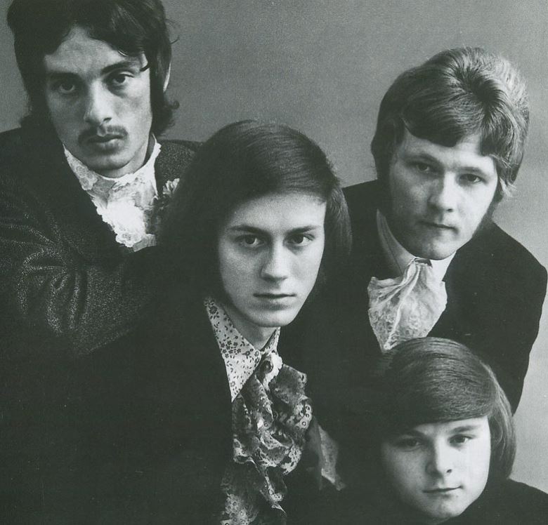 Eddie Pumer (center) and Kaleidoscope UK