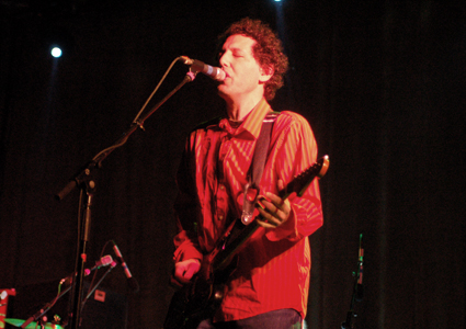 Ira Kaplan of Yo La Tengo @ Loews Theater 9/29/06