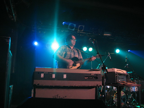 James McNew of Yo La Tengo in Baltimore 2/07